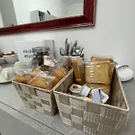 Holden House Bed & Breakfast
