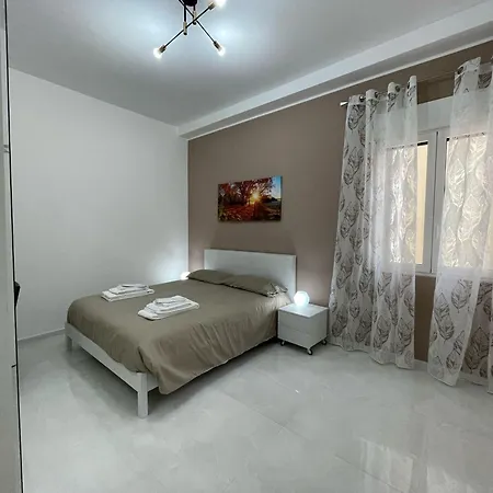 Holden House Bed & Breakfast Bari