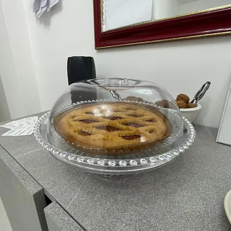 Holden House בארי