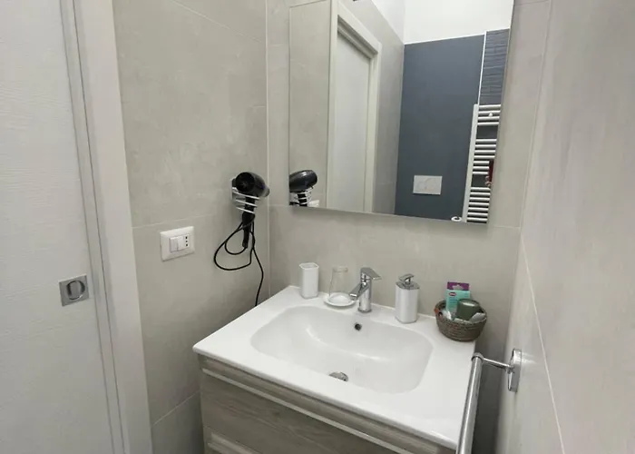 Bed & Breakfast Holden House Bari